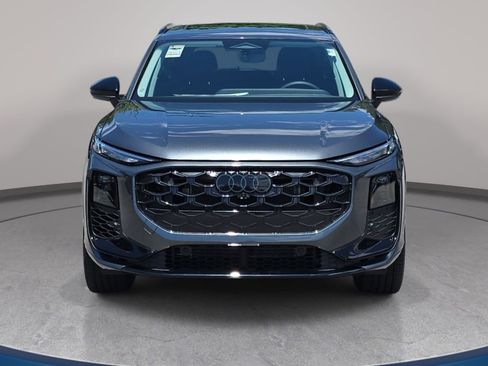 New 2026 Audi Q3 quattro 2.0T AWD/4WD image 2