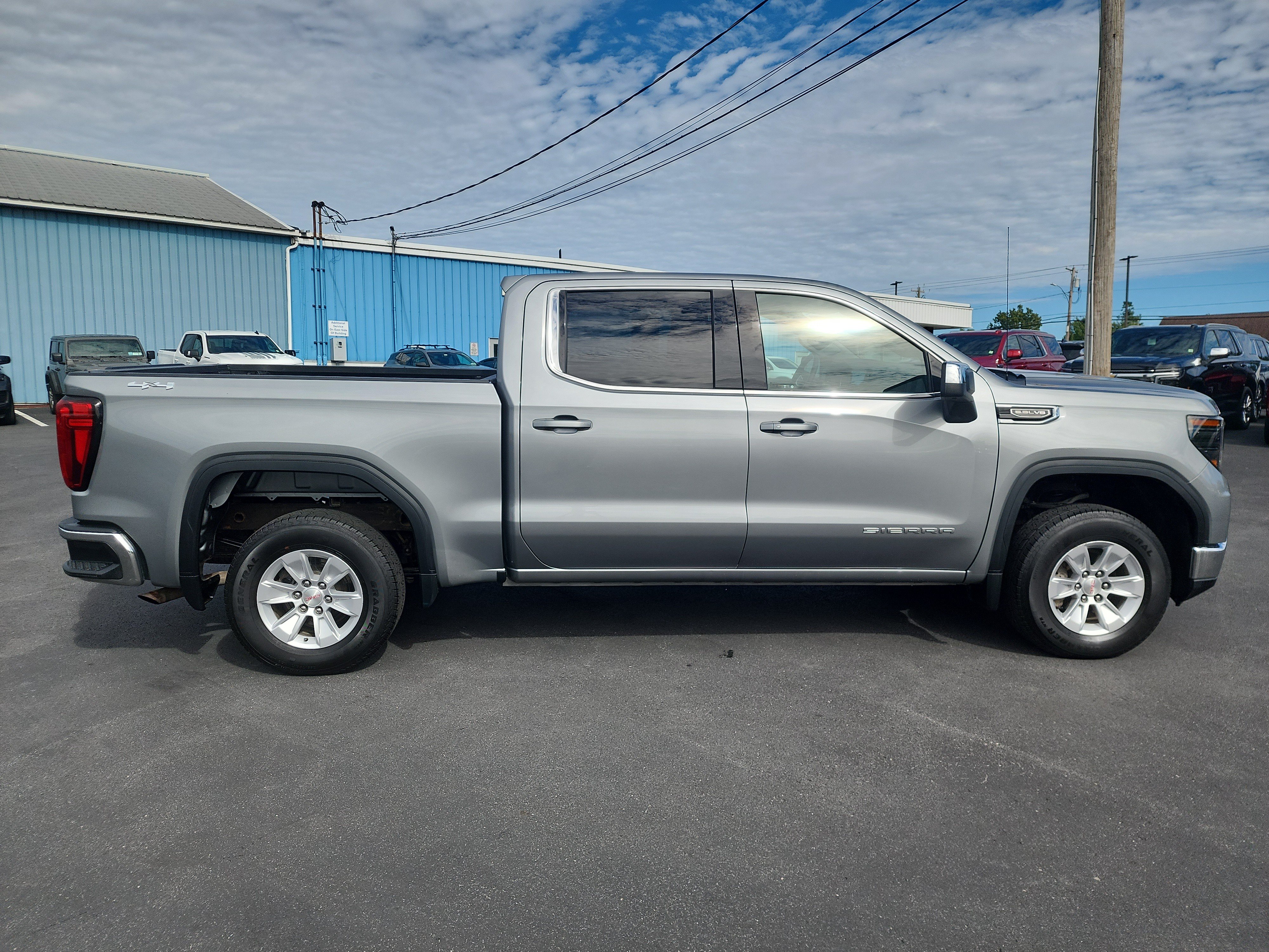 Certified 2024 GMC Sierra 1500 SLE w/ Snow Plow Prep Package AWD/4WD image 9