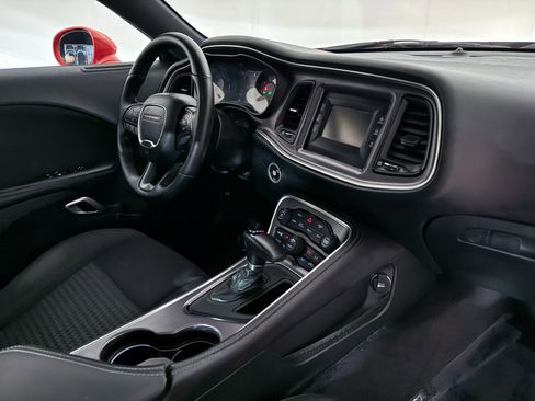 Used 2017 Dodge Challenger R/T w/ Blacktop Package image 25