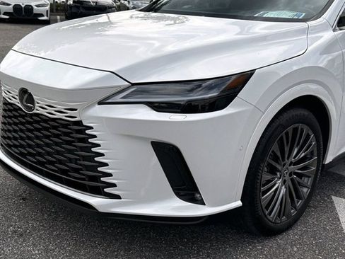 Used 2023 Lexus RX 350 FWD w/ Cold Area Package image 9