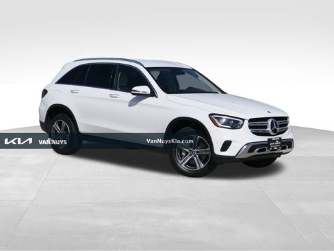 Used 2022 Mercedes-Benz GLC 300 4MATIC w/ Premium Package Lite image 1