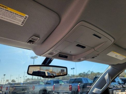 Used 2018 Chevrolet Silverado 1500 Custom w/ Texas Edition image 20