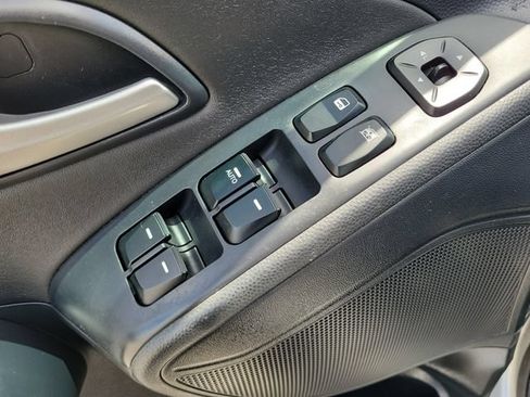 Used 2011 Hyundai Tucson GLS FWD image 22