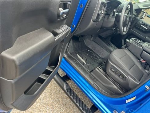 Used 2026 Chevrolet Silverado 1500 Custom w/ Turbomax Blackout Package RWD image 18