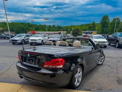 Used 2013 BMW 128i Convertible RWD image 11