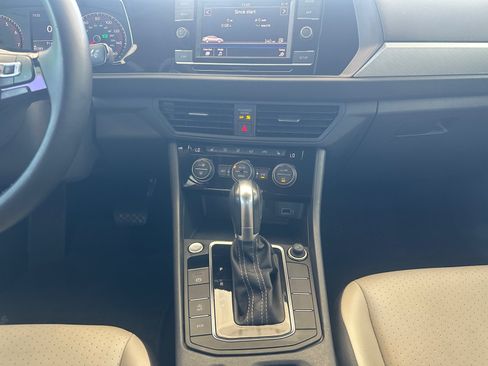 Used 2019 Volkswagen Jetta R-Line FWD image 12