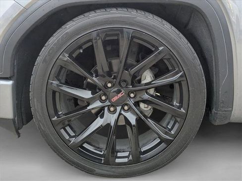 Used 2020 GMC Sierra 1500 Elevation w/ Elevation Value Package image 19