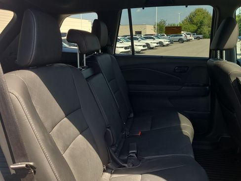 Used 2023 Honda Passport Elite image 17