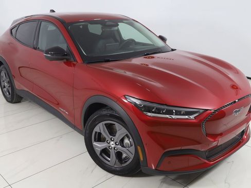 Used 2023 Ford Mustang Mach-E Select image 18