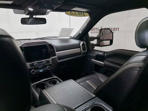 Used 2022 Ford F350 Platinum w/ Tremor Off-Road Package image 24
