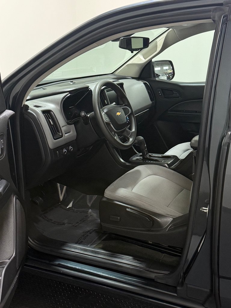 Used 2018 Chevrolet Colorado W/T w/ WT Convenience Package AWD/4WD image 8