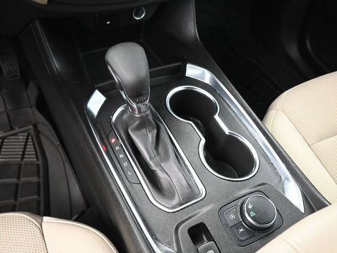 Used 2023 Chevrolet Traverse LS w/ Safety Package image 32