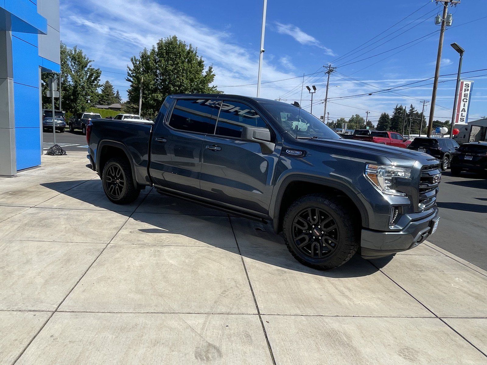 Used 2020 GMC Sierra 1500 Elevation w/ Elevation Value Package AWD/4WD image 7
