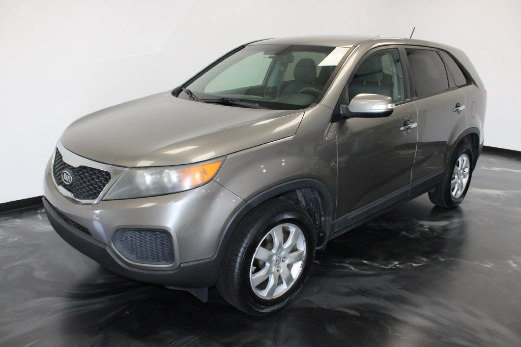 Used 2012 Kia Sorento FWD w/ Third Row Pkg image 25