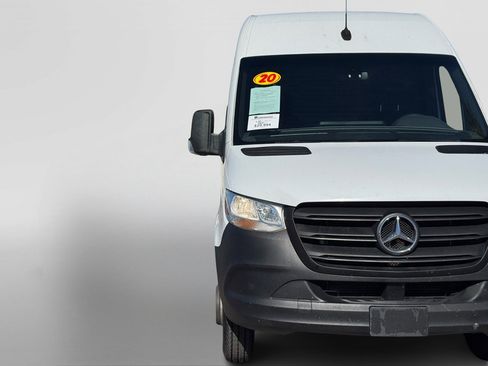 Used 2020 Mercedes-Benz Sprinter 3500 image 11