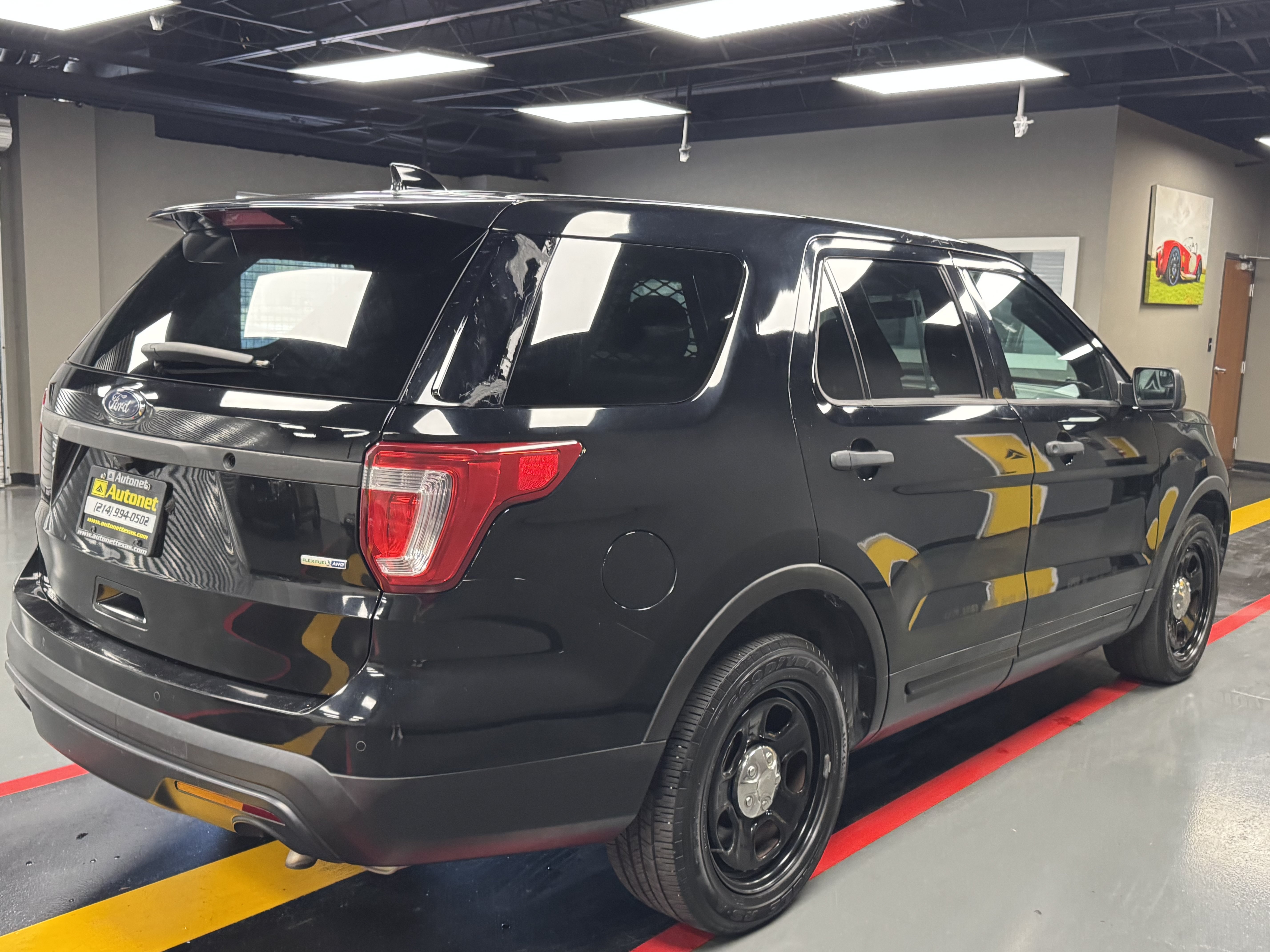 Used 2017 Ford Explorer 4WD Police Interceptor image 5