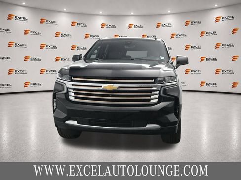 Used 2021 Chevrolet Tahoe High Country w/ Premium Package AWD/4WD image 8