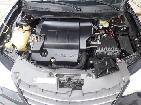 Used 2010 Chrysler Sebring Limited w/ Electronics Convenience Group FWD image 38