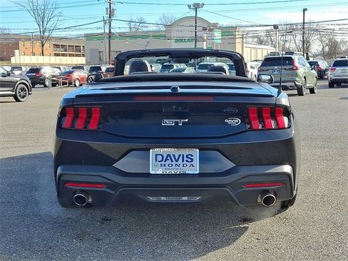 Used 2024 Ford Mustang GT Premium image 5
