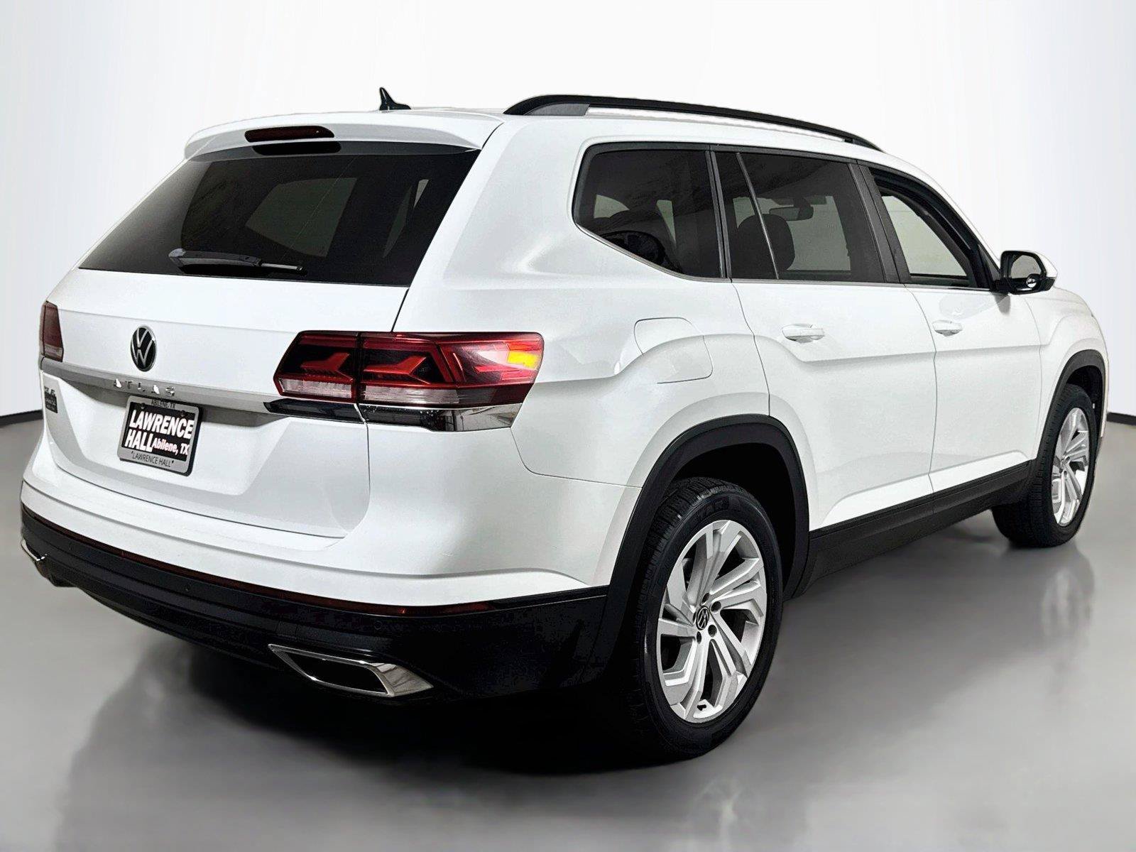 Used 2021 Volkswagen Atlas SE FWD image 4