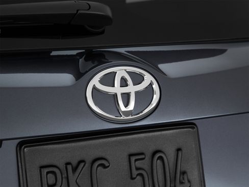 Used 2015 Toyota RAV4 Limited FWD image 63