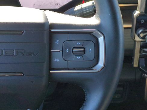 Used 2024 GMC Hummer EV 3X image 22