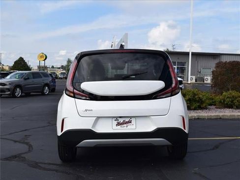 Used 2023 Kia Soul LX w/ LX Technology Package image 6