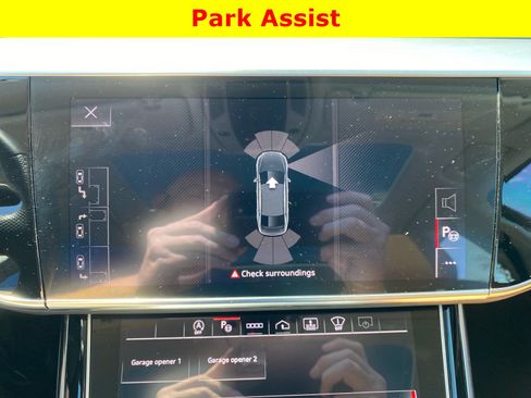 Used 2023 Audi S8 w/ S8 Comfort Plus Package AWD/4WD image 41