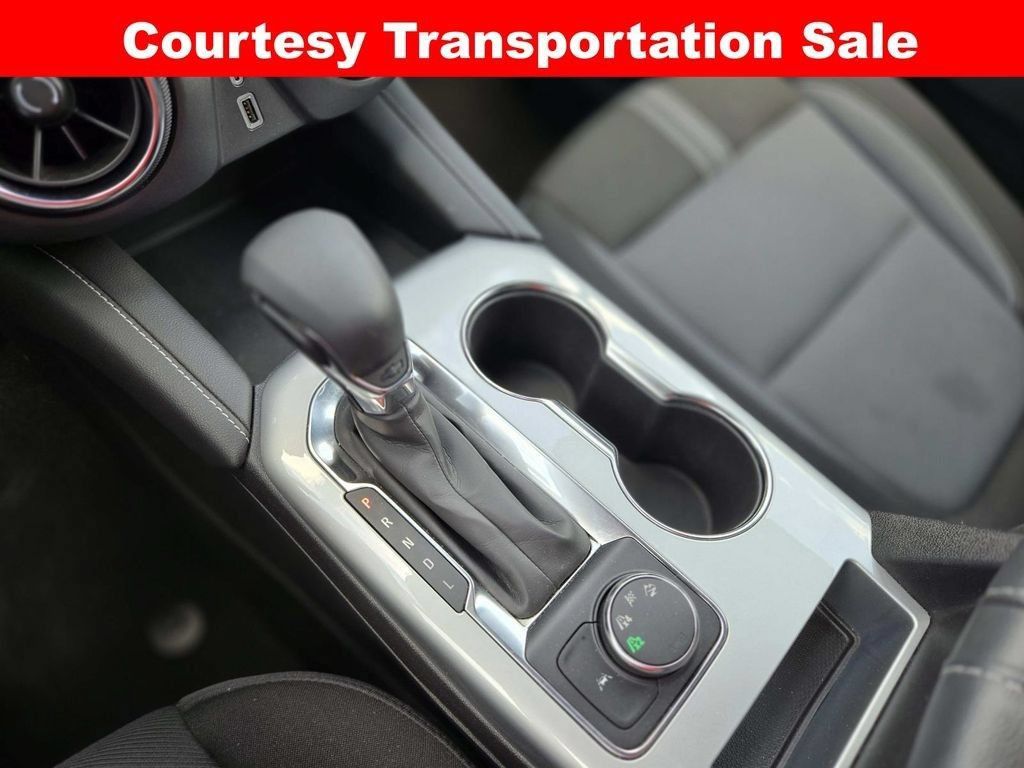 Used 2025 Chevrolet Blazer LT AWD/4WD image 28