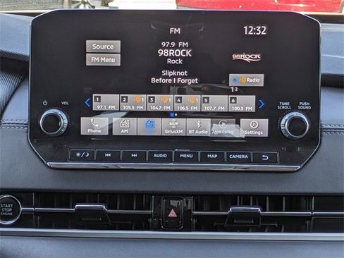 Used 2024 Mitsubishi Outlander SE image 18