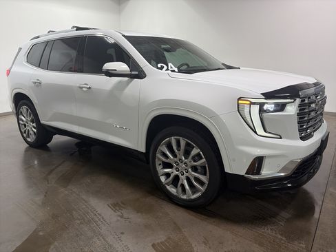 Used 2024 GMC Acadia Denali w/ Super Cruise Package AWD/4WD image 2