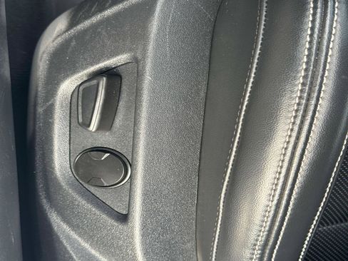 Used 2024 Ford Mustang Premium image 15