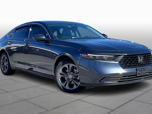 Used 2023 Honda Accord EX image 3