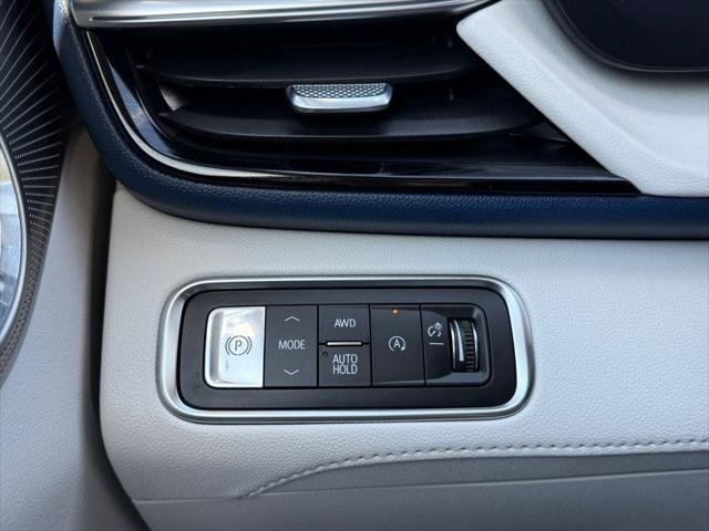 Used 2026 Buick Enclave Avenir w/ Super Cruise Package AWD/4WD image 15