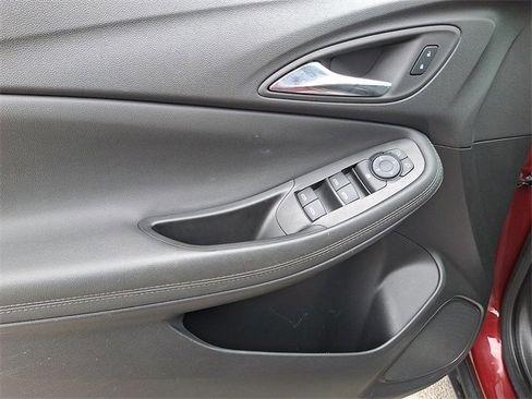 Used 2023 Buick Encore GX Select w/ Safety Package II image 12