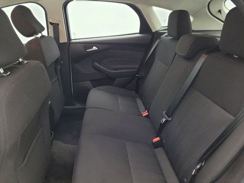Used 2016 Ford Focus SE FWD image 18