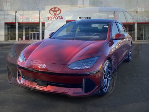 Used 2023 Hyundai Ioniq 6 SEL image 1