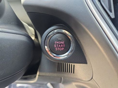 Certified 2025 Subaru Crosstrek 2.0i Premium image 25