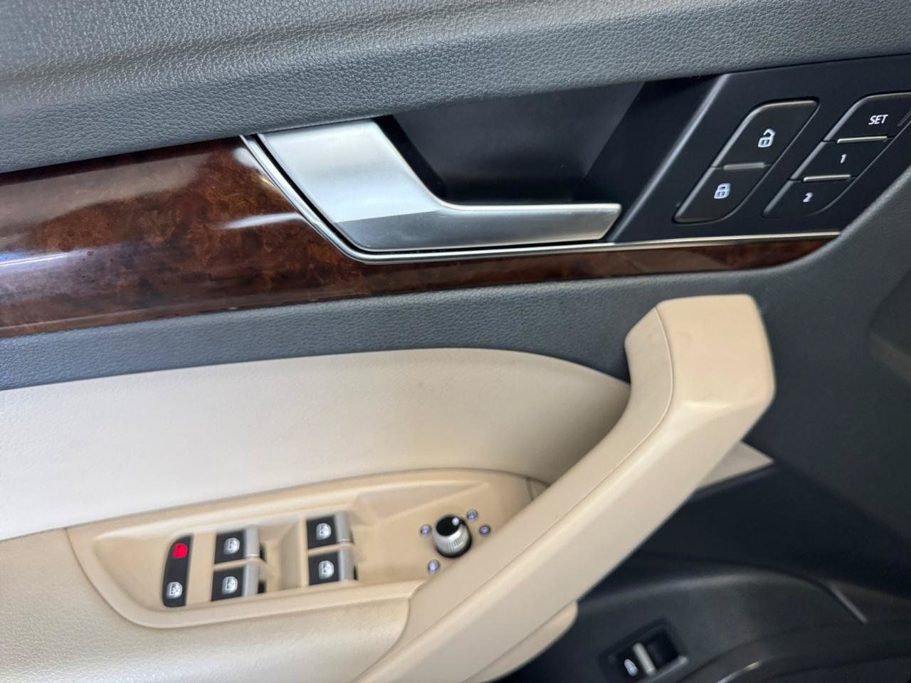 Used 2018 Audi Q5 2.0T Premium AWD/4WD image 18