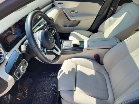 Used 2022 Mercedes-Benz A 220 4MATIC image 23