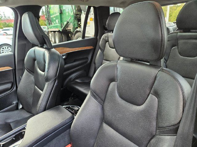 Used 2021 Volvo XC90 T6 Momentum w/ Advanced Package AWD/4WD image 20