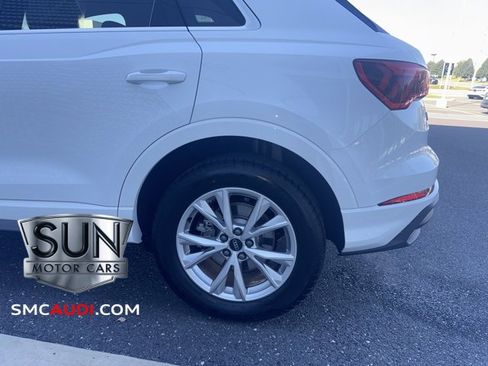 Certified 2025 Audi Q3 2.0T Premium Plus w/ Premium Plus Package image 29