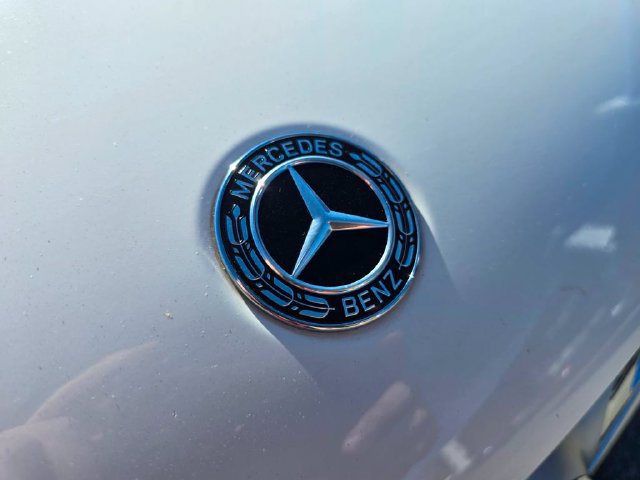 Used 2018 Mercedes-Benz GLC 300 4MATIC image 25