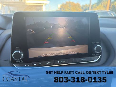 Used 2024 Nissan Rogue SV image 17