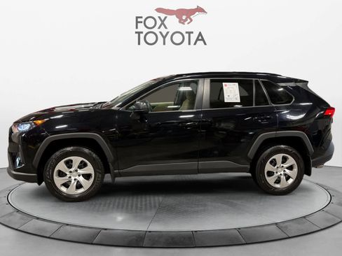 Used 2020 Toyota RAV4 LE w/ Carpet Mat Package FWD image 5