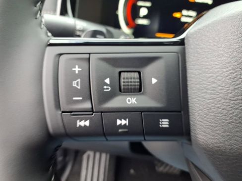 New 2026 Nissan Pathfinder Platinum image 20