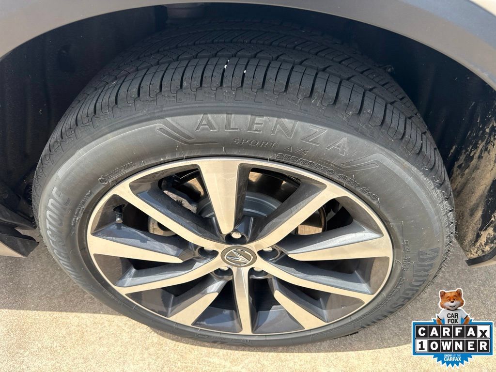 Certified 2026 Acura MDX w/ Technology Package FWD image 34