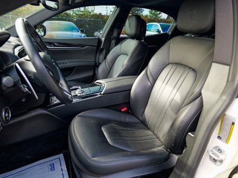 Used 2022 Maserati Ghibli Modena Q4 image 19