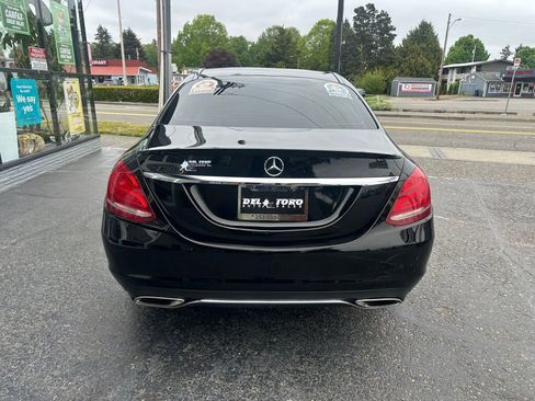 Used 2017 Mercedes-Benz C 300 4MATIC Sedan image 7