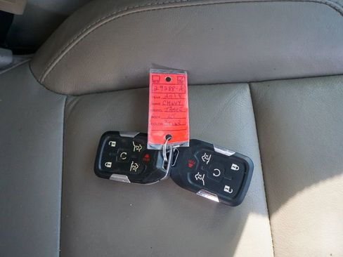 Used 2018 Chevrolet Tahoe LT w/ LT Signature Package image 42